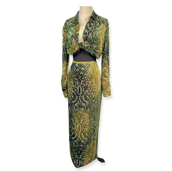 Vintage 1990s Velvet On Silk Maxi Skirt and Blouse, - Picture 4 of 16